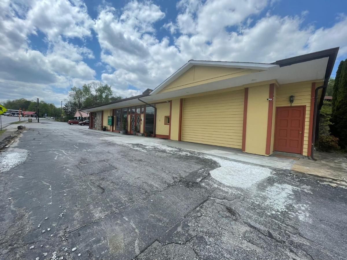 Budgetel Inn & Suites Dillard Exterior foto